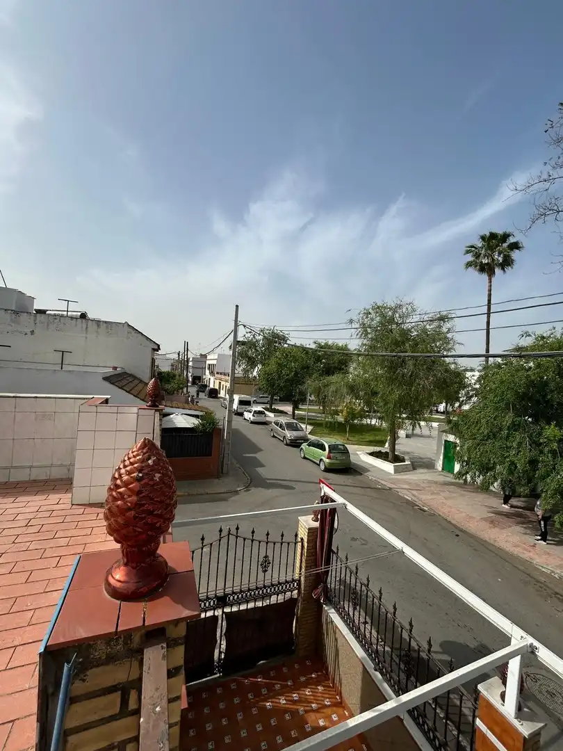 Vista exterior de Casa o chalet en venta en Utrera