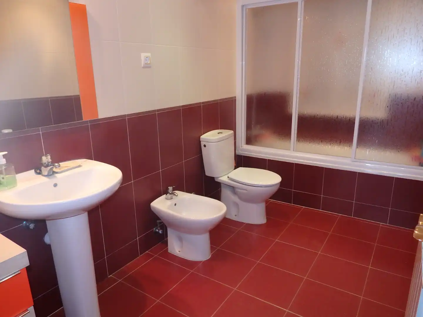 Bany de Casa o xalet en venda en Méntrida amb Calefacció, Jardí privat i Terrassa