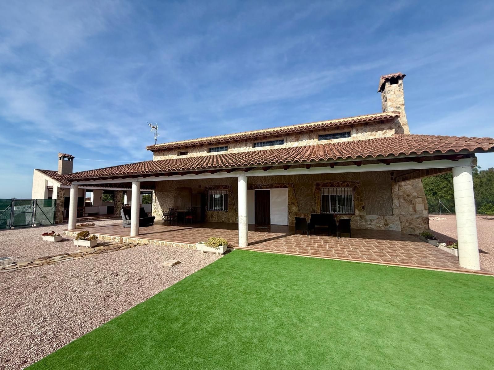 Exterior view of House or chalet to rent in Crevillent  with Heating and Private garden