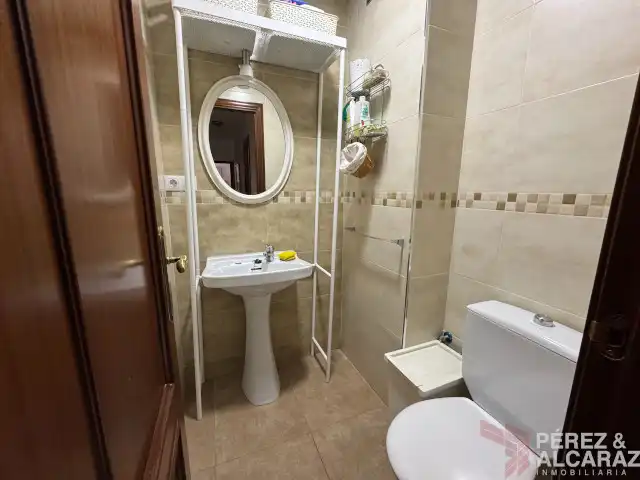 Bathroom of Flat for sale in Palma del Río  with Air Conditioner and Balcony