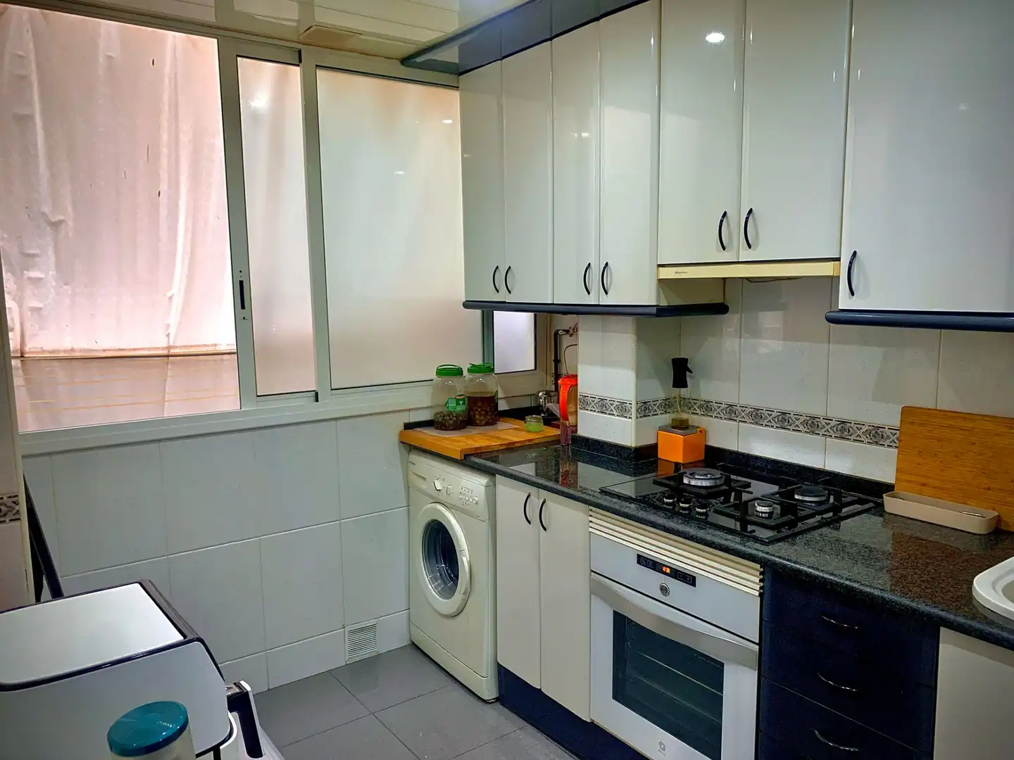 Küche von Wohnung zum Verkauf in Barcelona mit Klimaanlage, Heizung und Parkett
