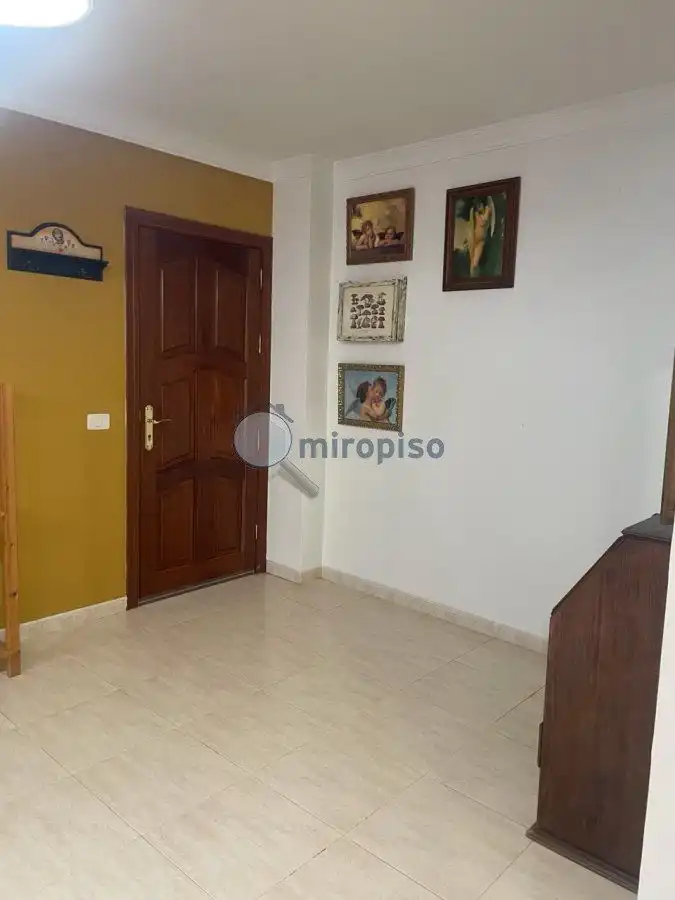 Piso de alquiler en Eladio Roca Salazar, Villa Ascensión - El Perú - Cruz del Señor