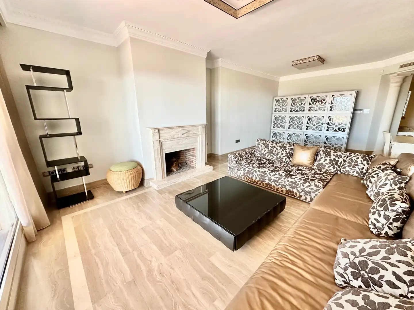 Apartamento con piscina en venta en Milla de Oro, imagen 10