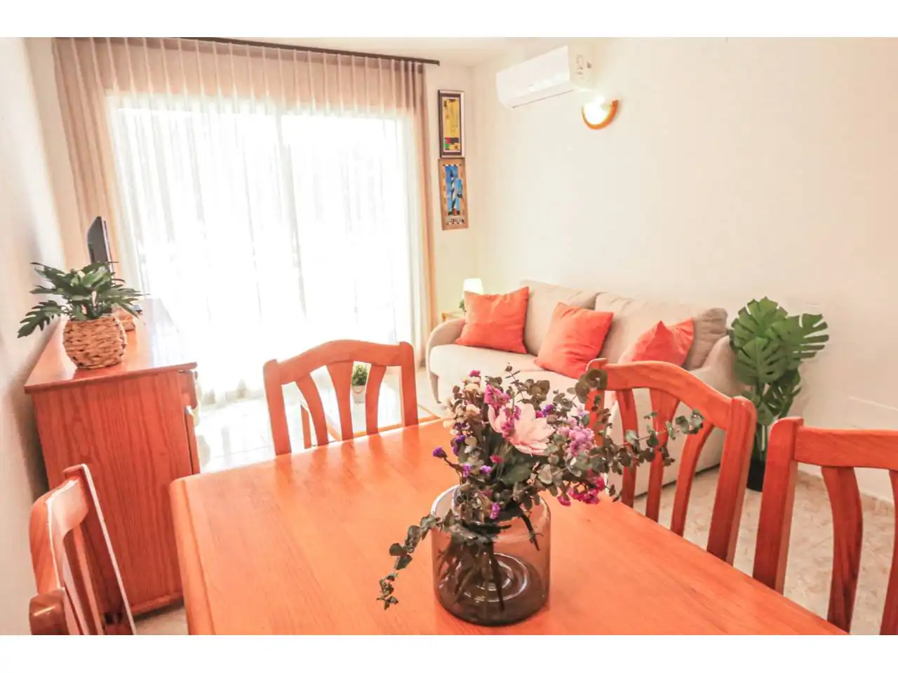 Comedor de Apartamento en venta en Vandellòs i l'Hospitalet de l'Infant con Aire acondicionado, Terraza y Trastero