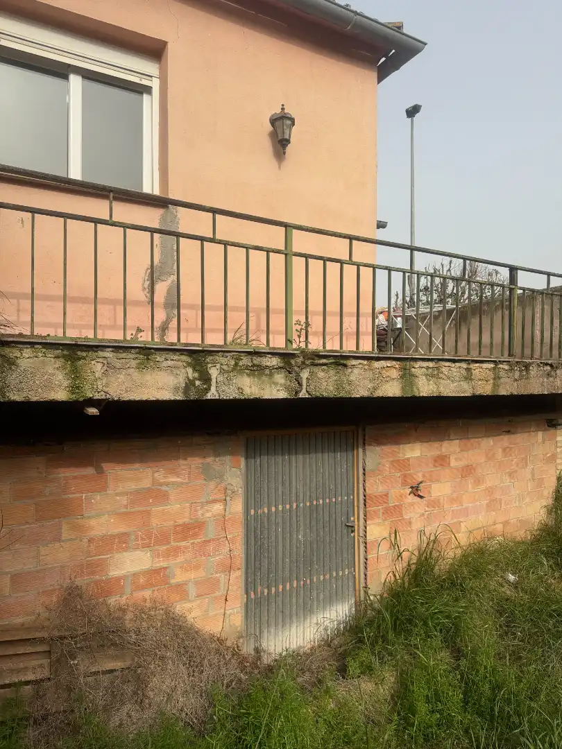 Vista exterior de Casa o chalet en venta en Tàrrega con Terraza