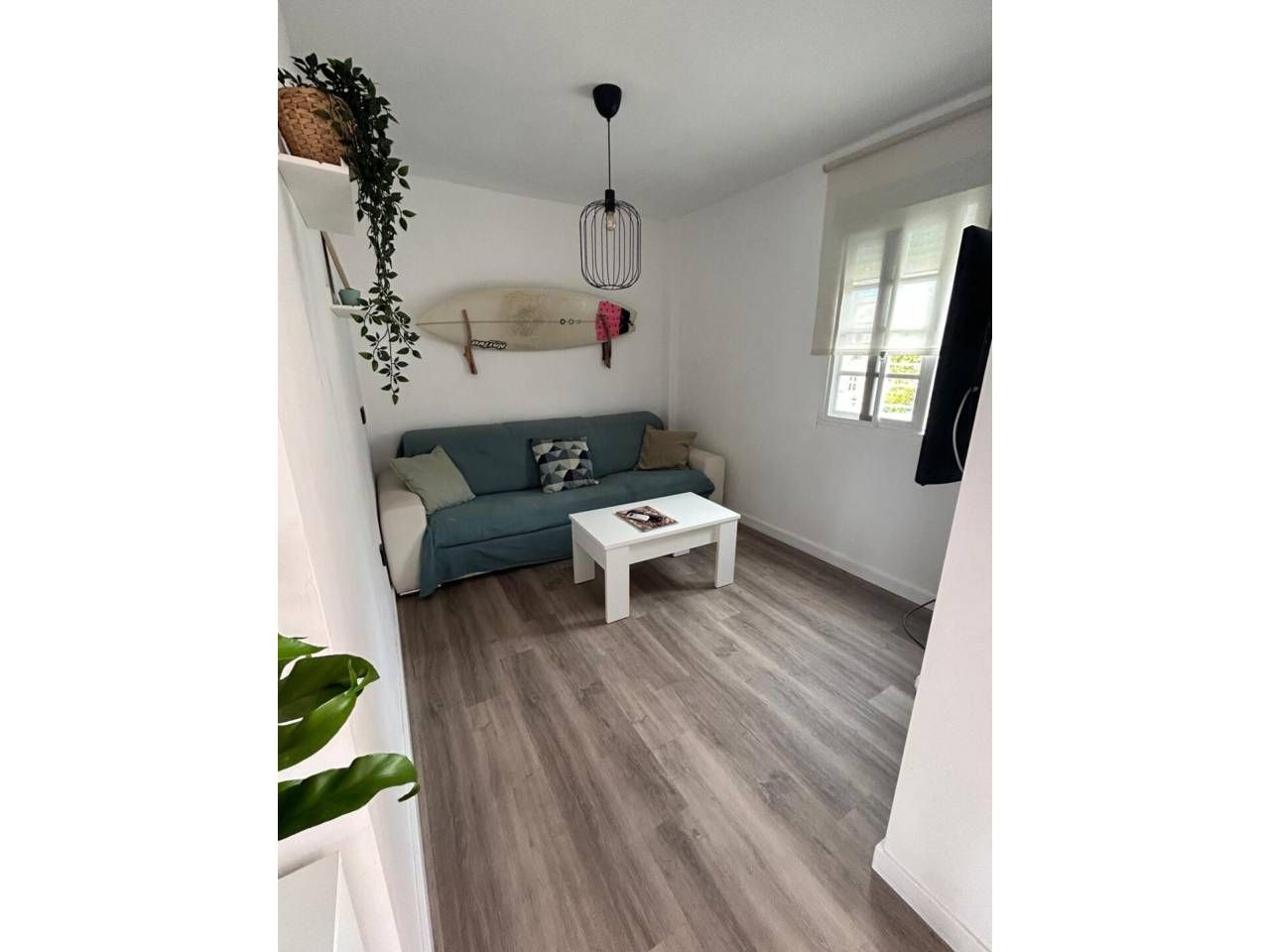 Dormitori de Pis de lloguer en Jerez de la Frontera amb Aire condicionat i Moblat