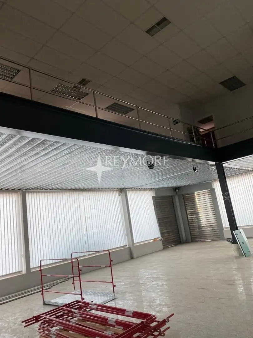 Local comercial de lloguer a Periurbano Este - Campiña, imagen 9