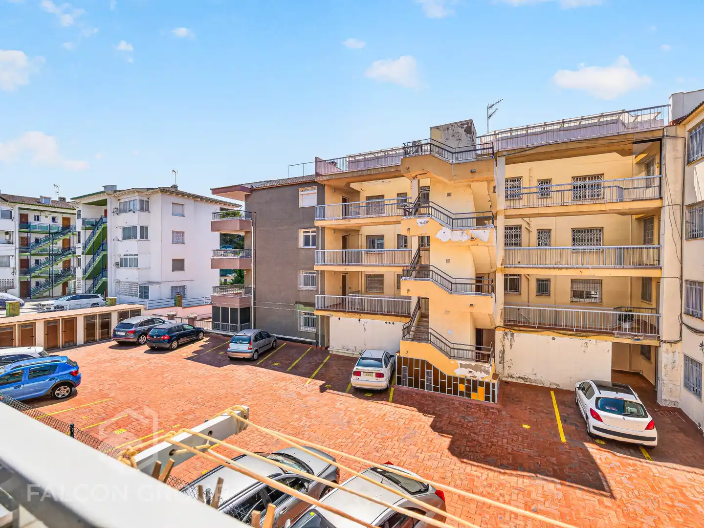 Vista exterior de Piso en venta en Cunit con Aire acondicionado, Calefacción y Balcón