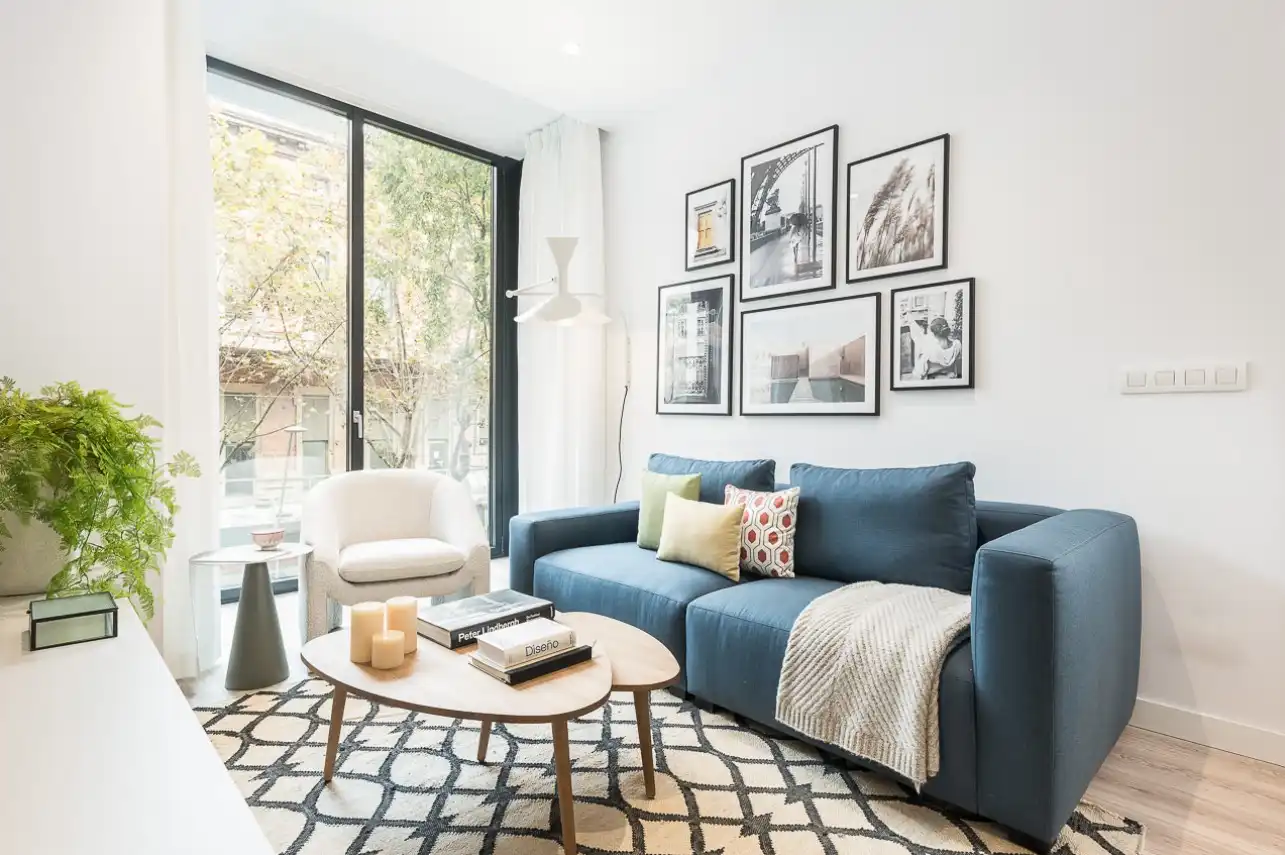 Apartment with terrace to rent in Eixample