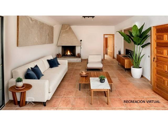 Casa-chalet en Venta en Benicolet