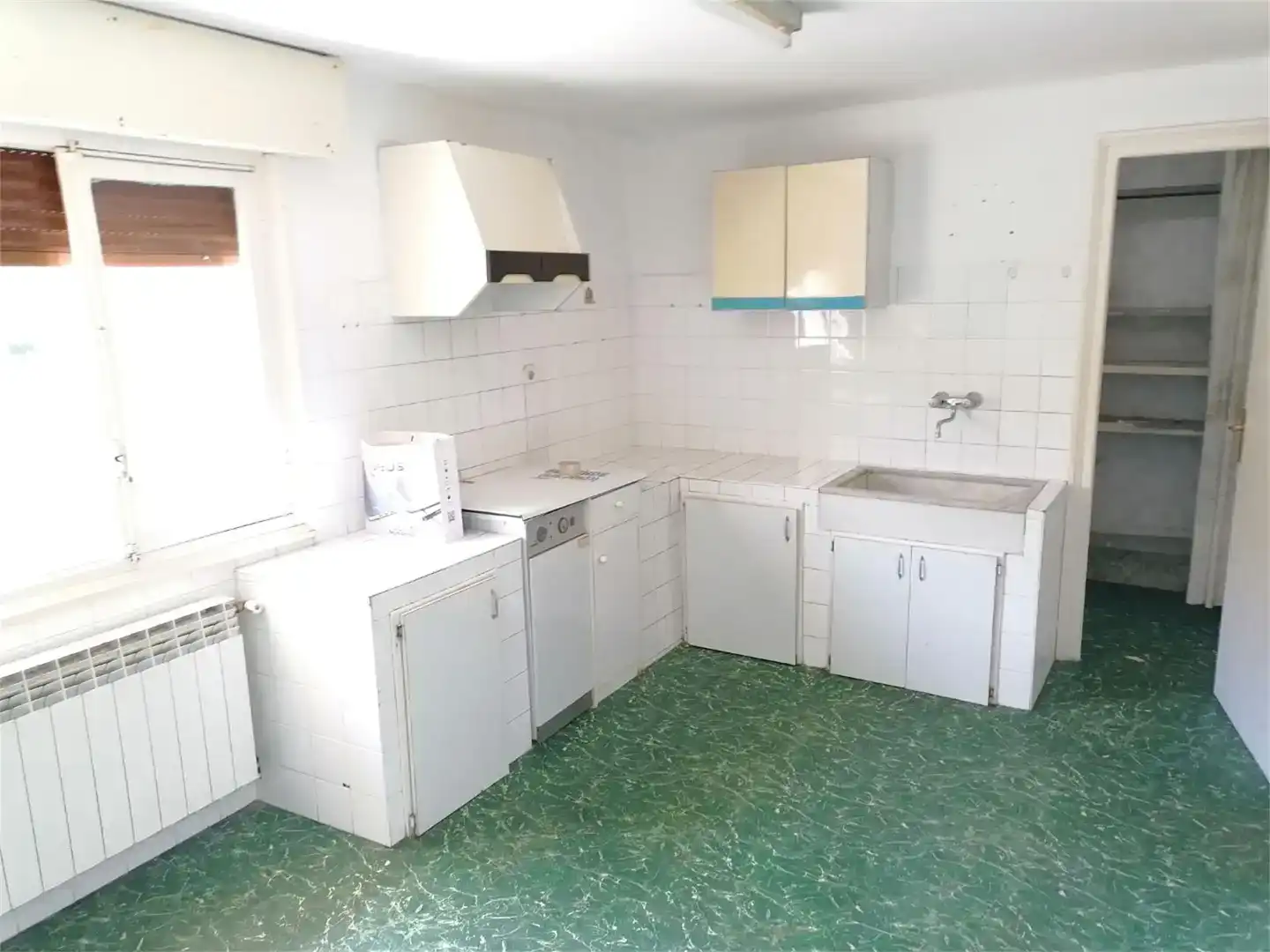 Cuina de Casa adosada en venda en Merindad de Valdeporres, Burgos