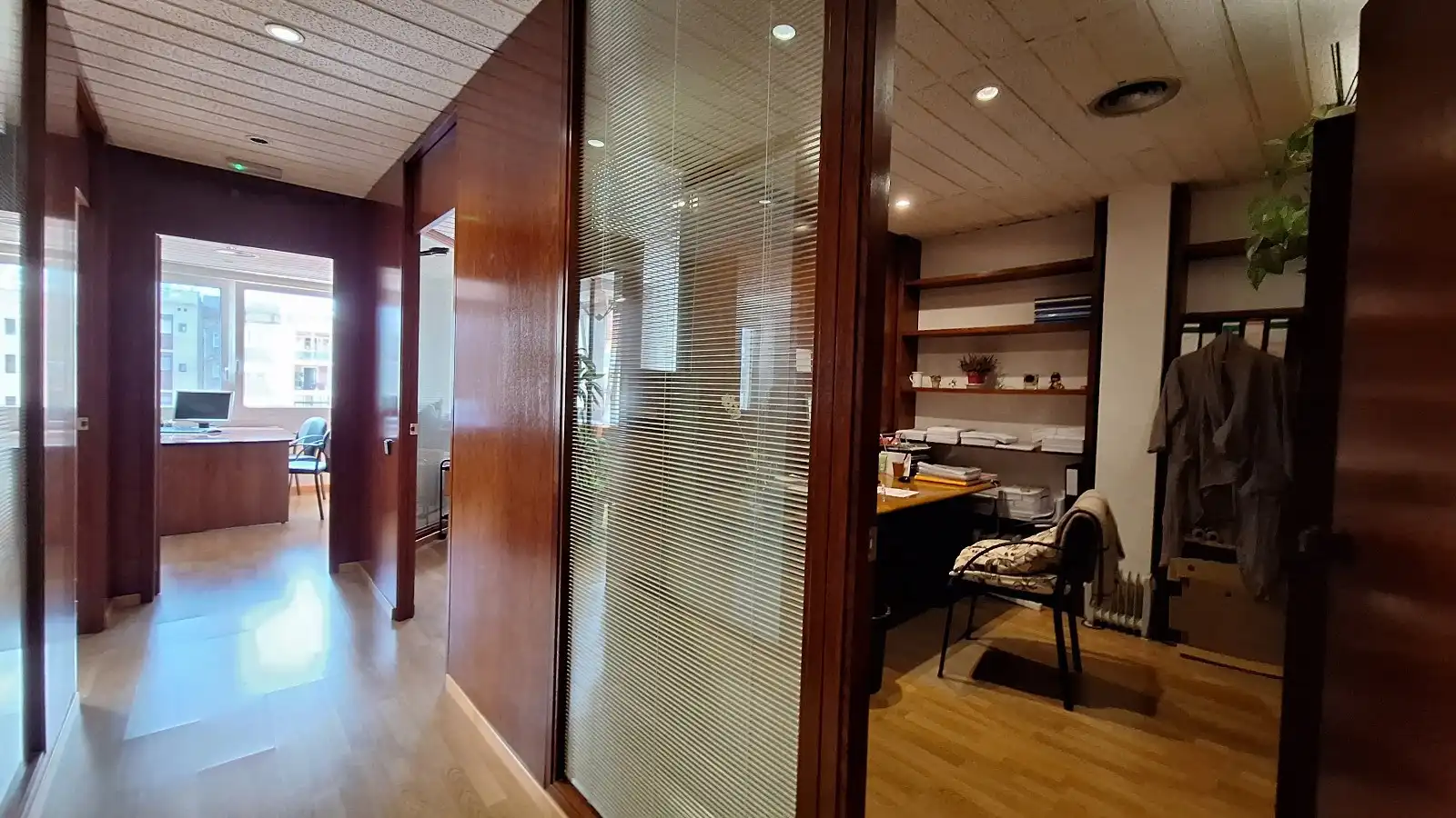 Office space to rent in D"ENRIC GRANADOS 111, imagen 3