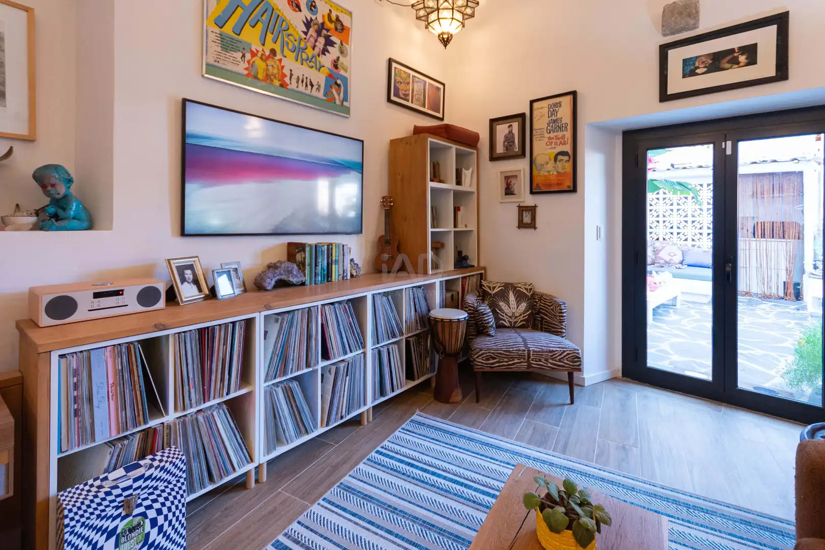 Living room of Flat for sale in Sitges  with Air Conditioner, Heating and Terrace