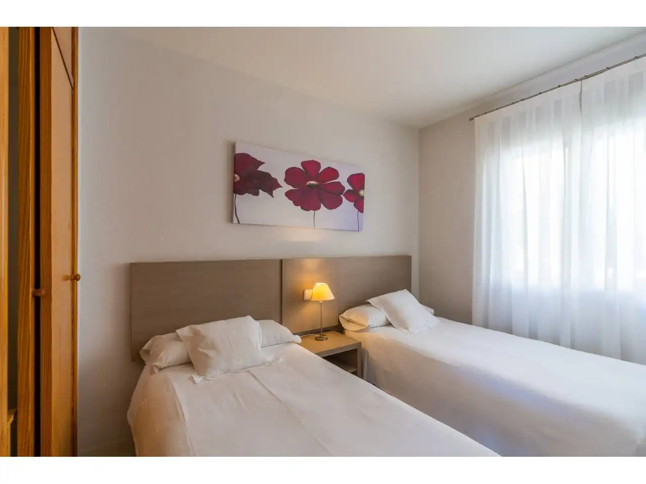 Schlafzimmer von Einfamilien-Reihenhaus zum Verkauf in Calpe / Calp mit Klimaanlage, Terrasse und Möbliert