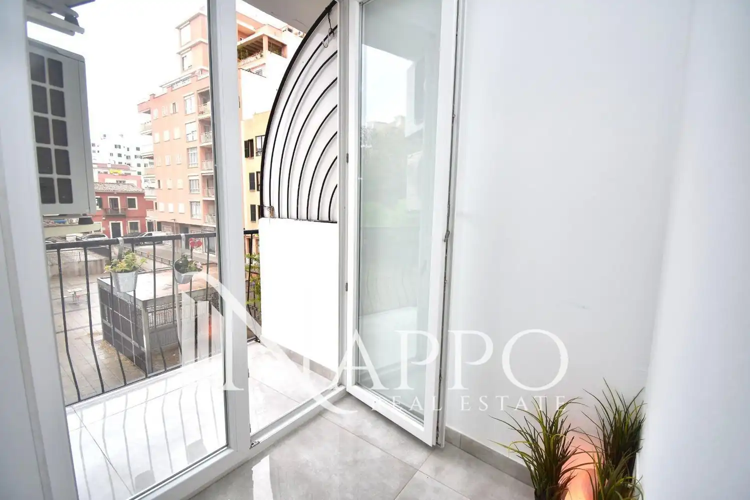 Balcony of Flat for sale in  Palma de Mallorca  with Air Conditioner, Heating and Terrace