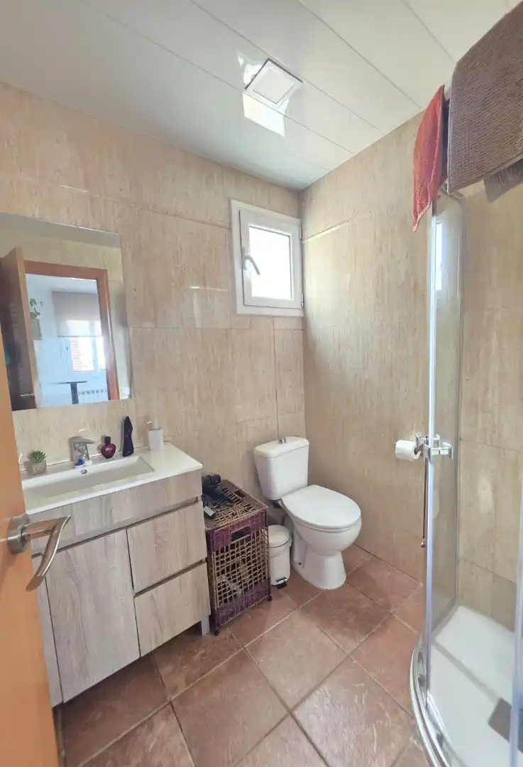 Badezimmer von Haus oder Chalet zum Verkauf in Sant Fost de Campsentelles mit Heizung, Privatgarten und Abstellraum