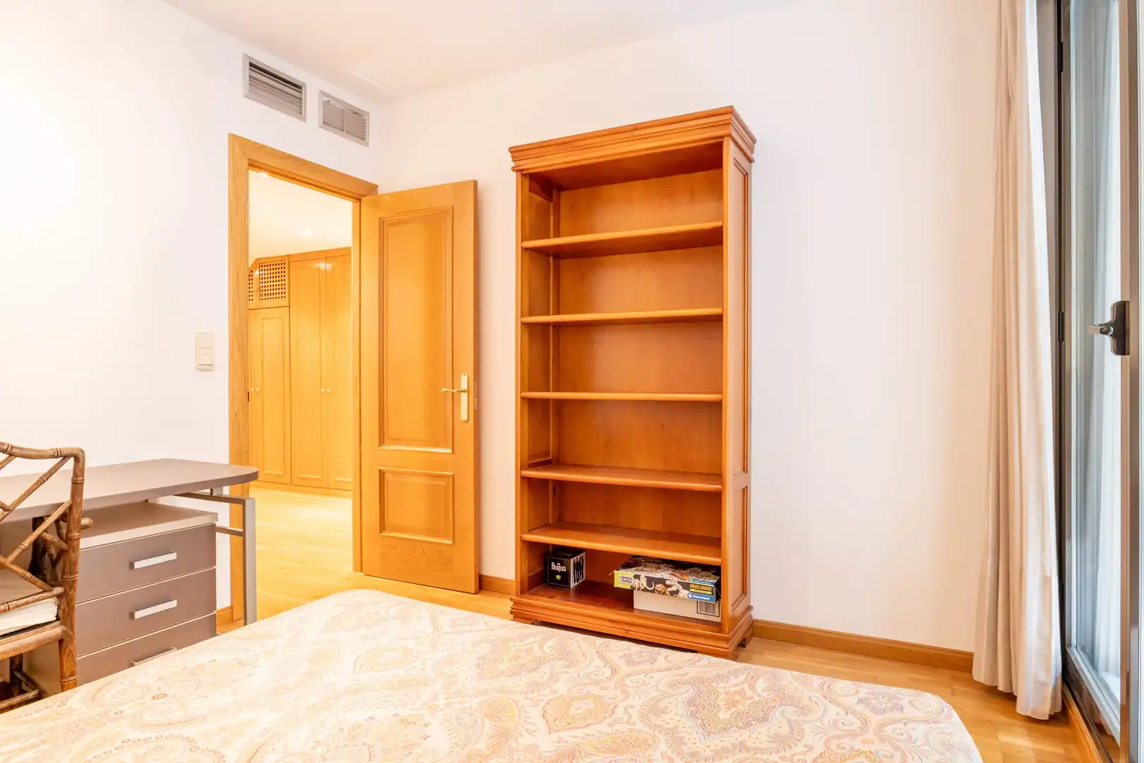 Bedroom of Duplexes for sale in Zaragoza  with Air Conditioner, Heating and Private garden