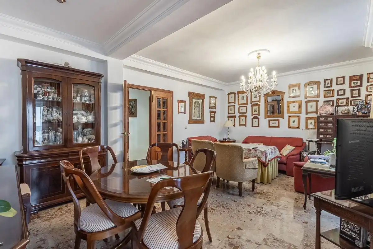 Apartament amb terrassa en venda a Calle ANGEL BARRIOS 1, imagen 3