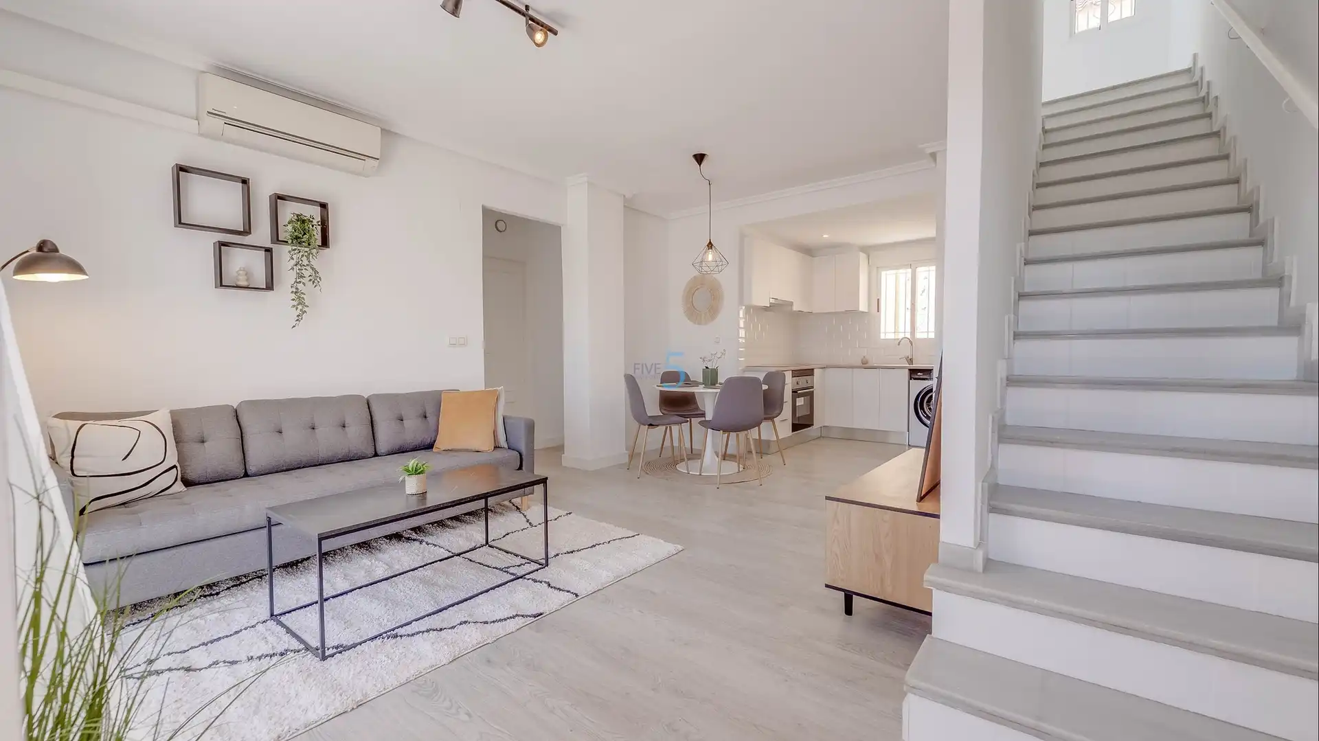 Living room of Flat for sale in Orihuela  with Air Conditioner, Swimming Pool and Furnished