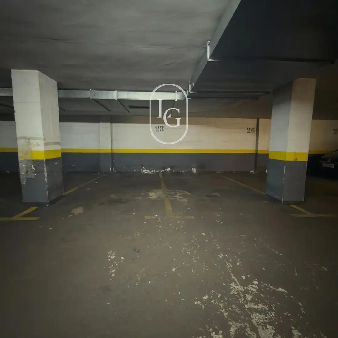 Parking de Garaje en venta en Madrid con Alarma