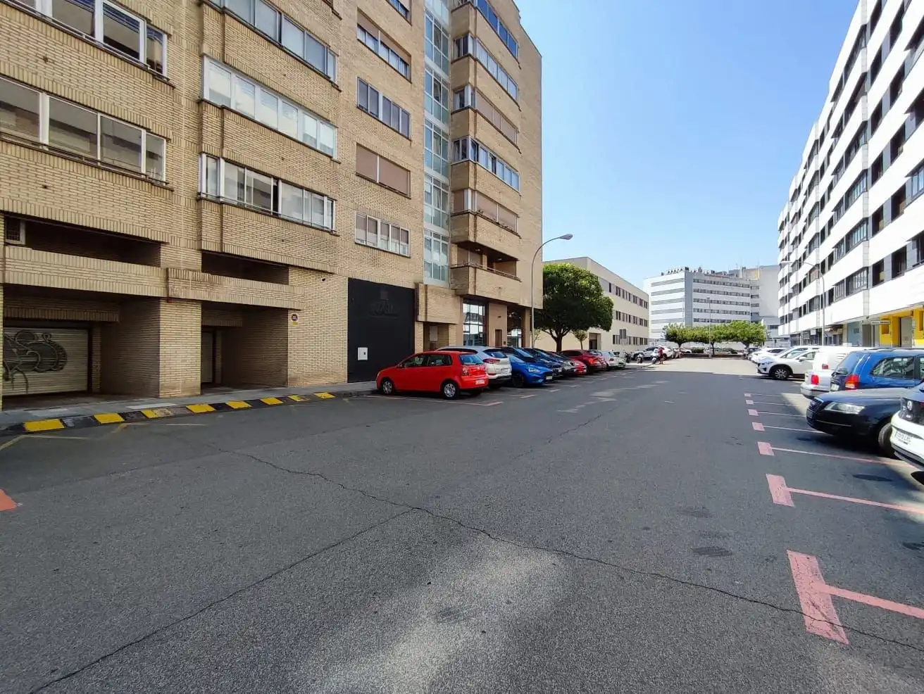 Aparcament de Pis en venda en  Pamplona / Iruña amb Calefacció, Terrassa i Traster