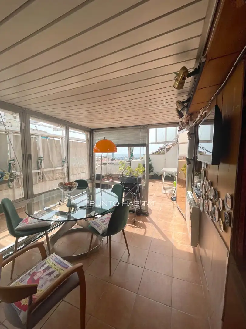 Terrasse von Dachboden zum Verkauf in Barcelona mit Terrasse