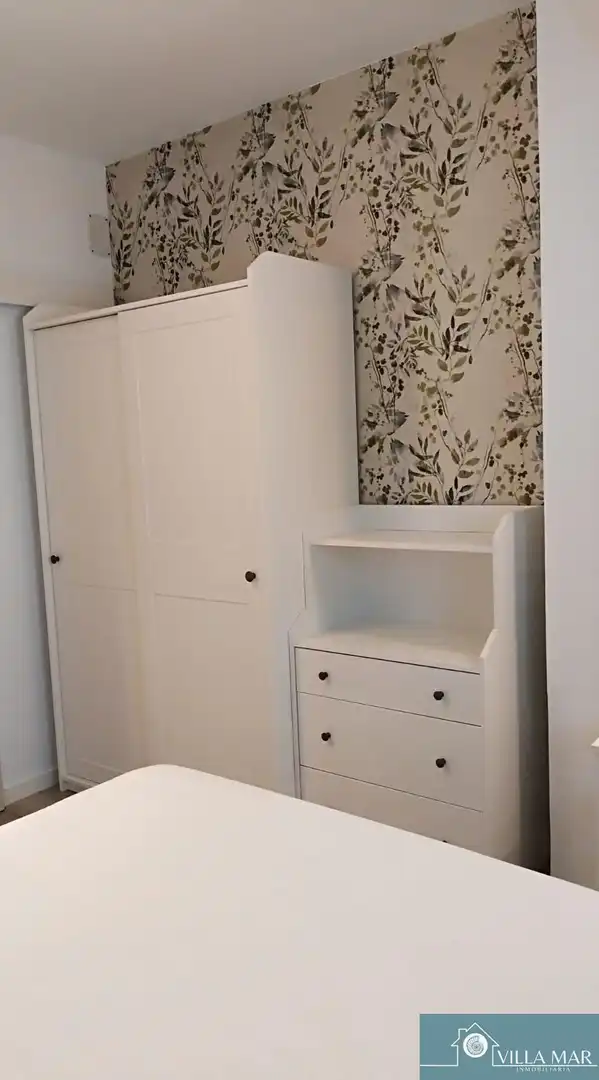 Bedroom of Flat for sale in Rota