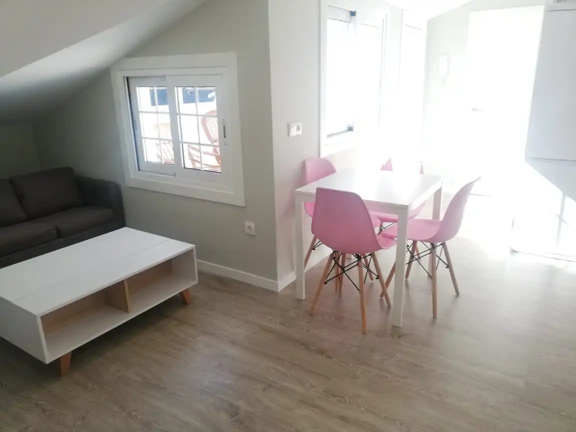 Wohnzimmer von Wohnung zur Miete in Nigrán mit Heizung, Terrasse und Abstellraum
