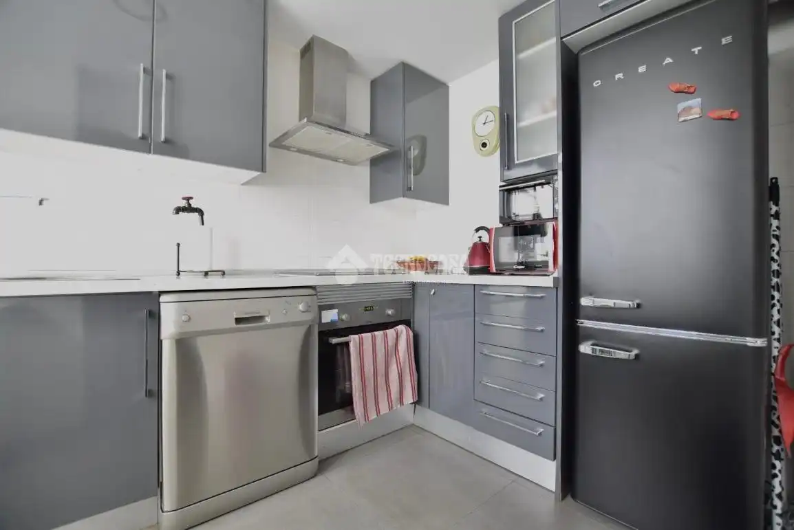 Cocina de Piso en venta en Latina