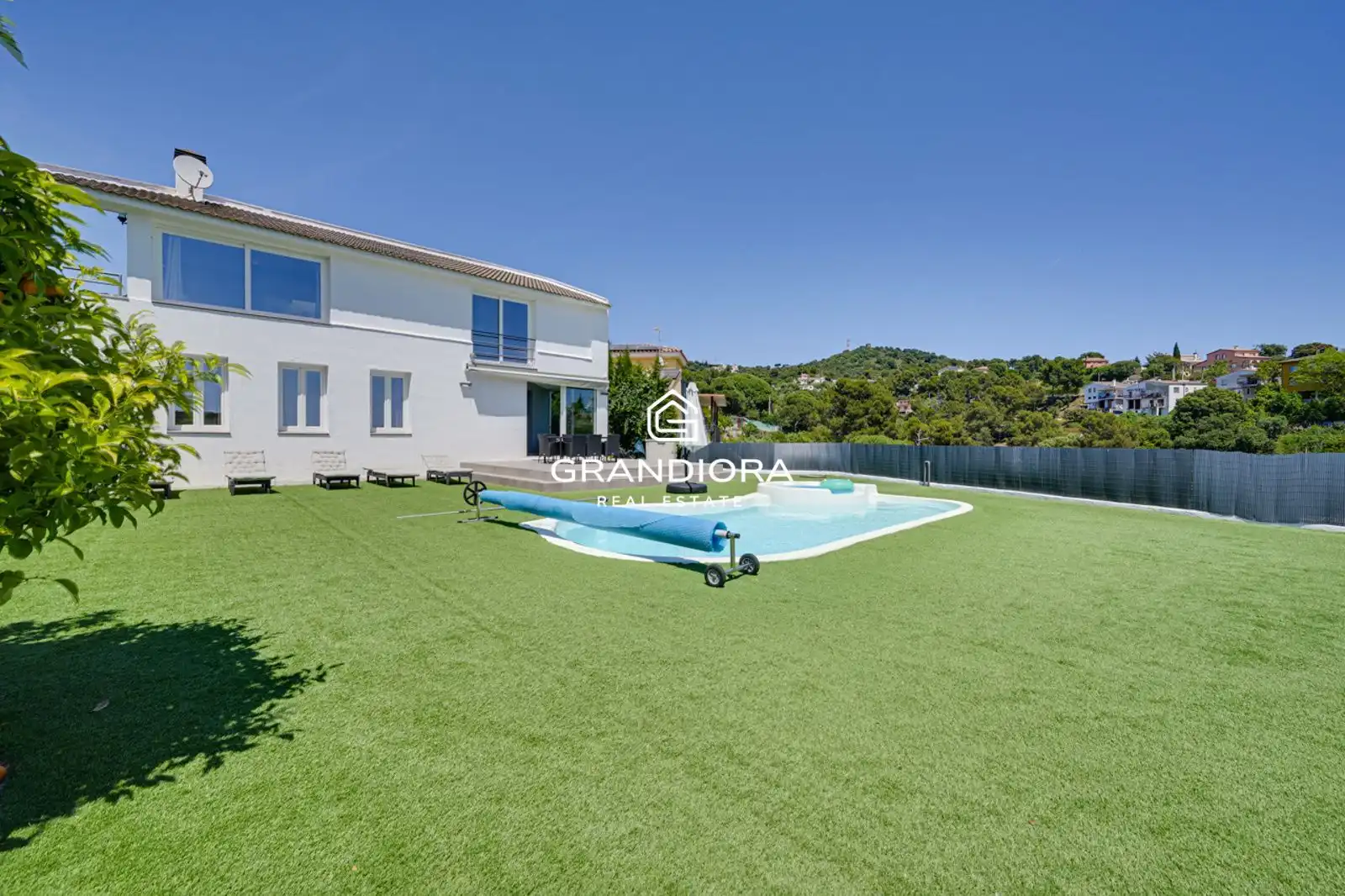 Jardí de Casa o xalet en venda en Santa Susanna amb Aire condicionat, Terrassa i Traster