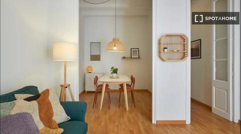 Foto 2 de Apartament per a compartir a Sant Antoni, Barcelona
