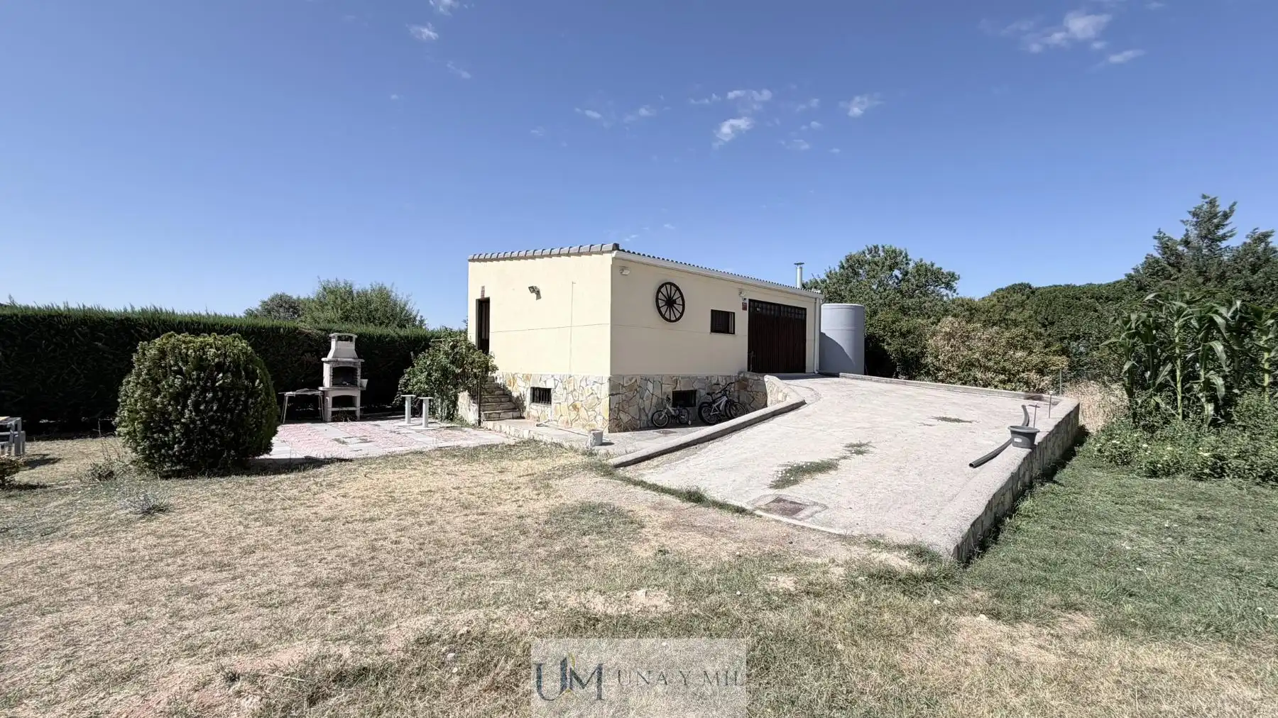 Jardí de Finca rústica en venda en Pitiegua amb Calefacció, Traster i Piscina