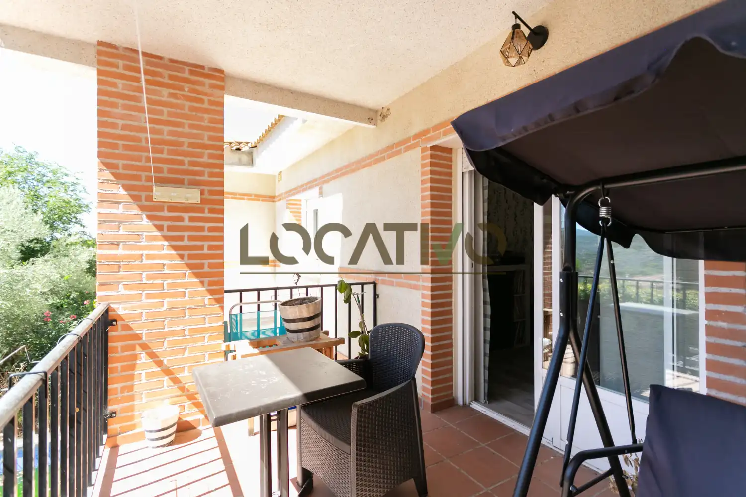 Terrassa de Casa o xalet en venda en Navas del Rey amb Calefacció, Jardí privat i Traster