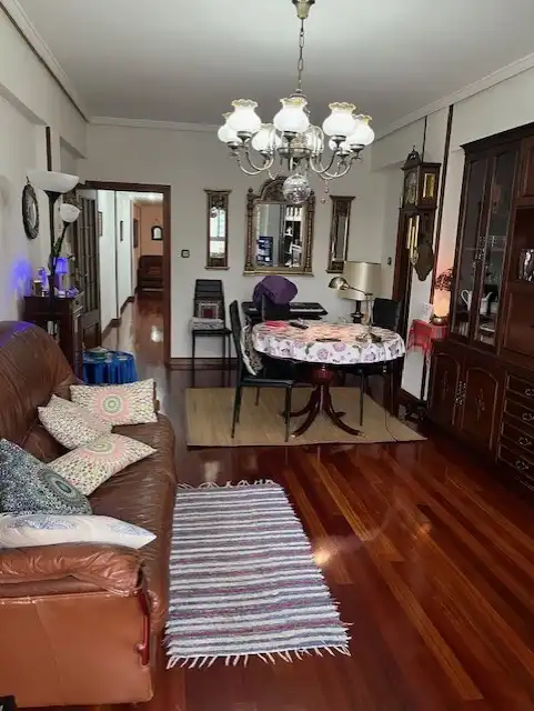 Sala d'estar de Pis en venda en Valladolid amb Calefacció, Parquet i Terrassa