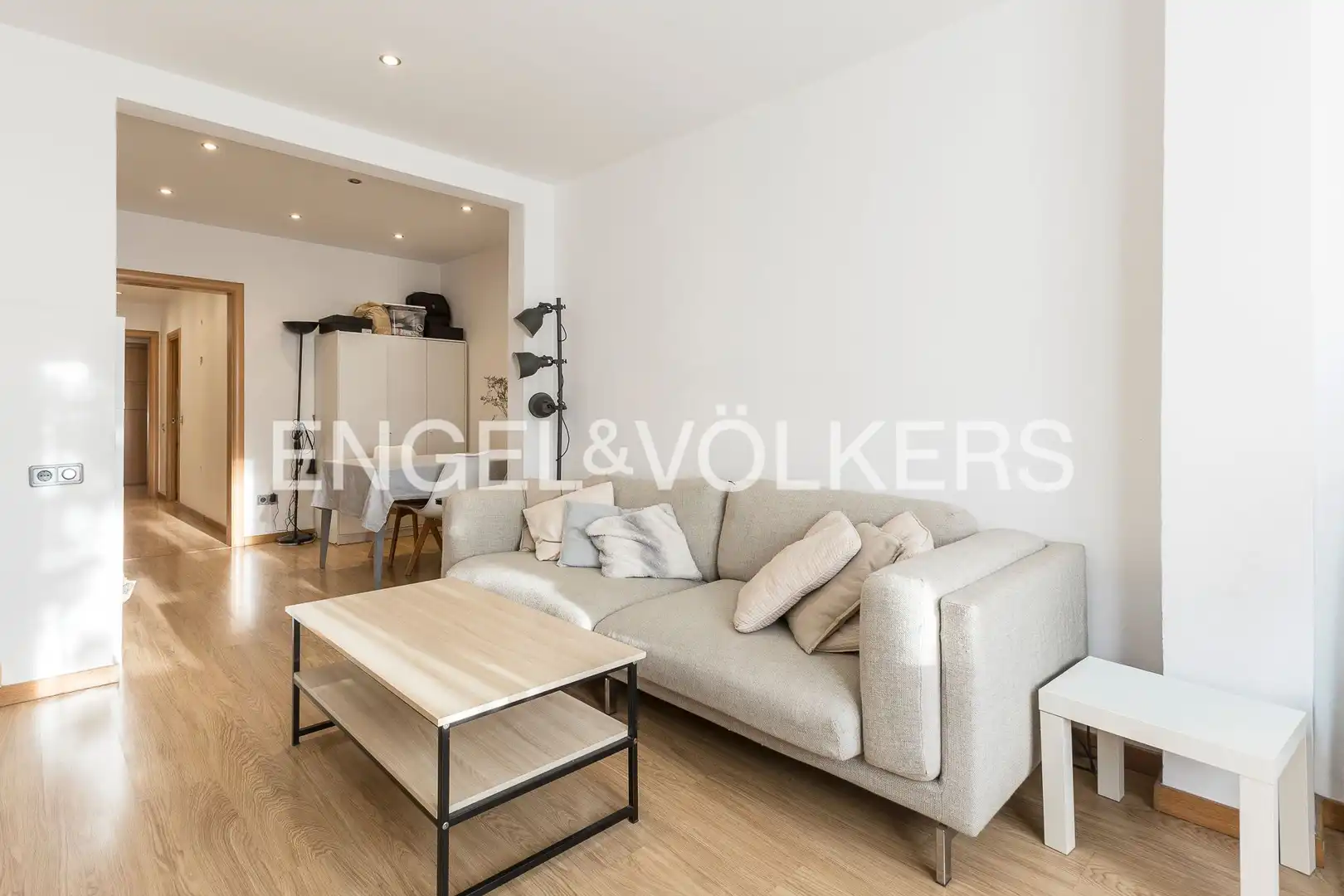 Sala de estar de Piso en venta en Barcelona con Aire acondicionado, Calefacción y Balcón