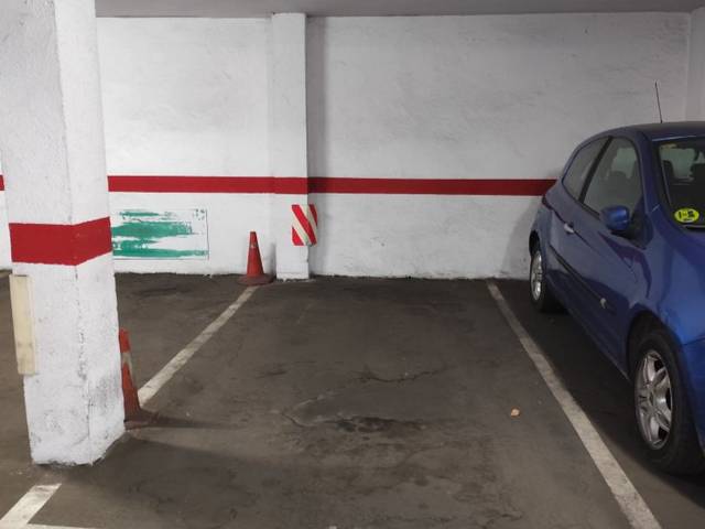 Garaje en Venta en Calle de José Villena, 4 en Ventas