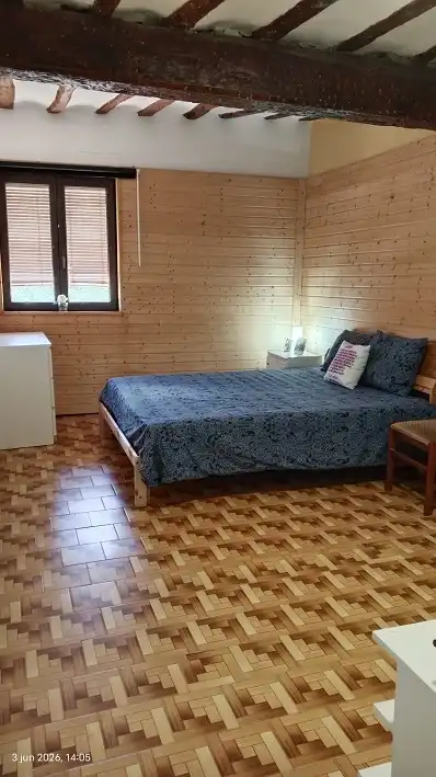 Dormitori de Casa o xalet en venda en Grisaleña amb Jardí privat i Moblat