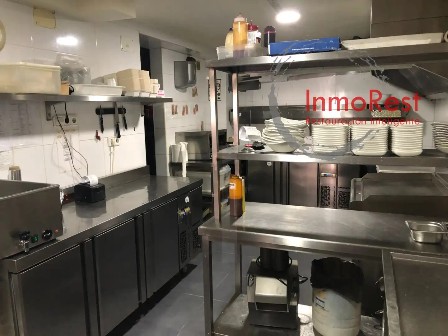 Kitchen of Commercial properties for rent in Madrid  with Air Conditioner