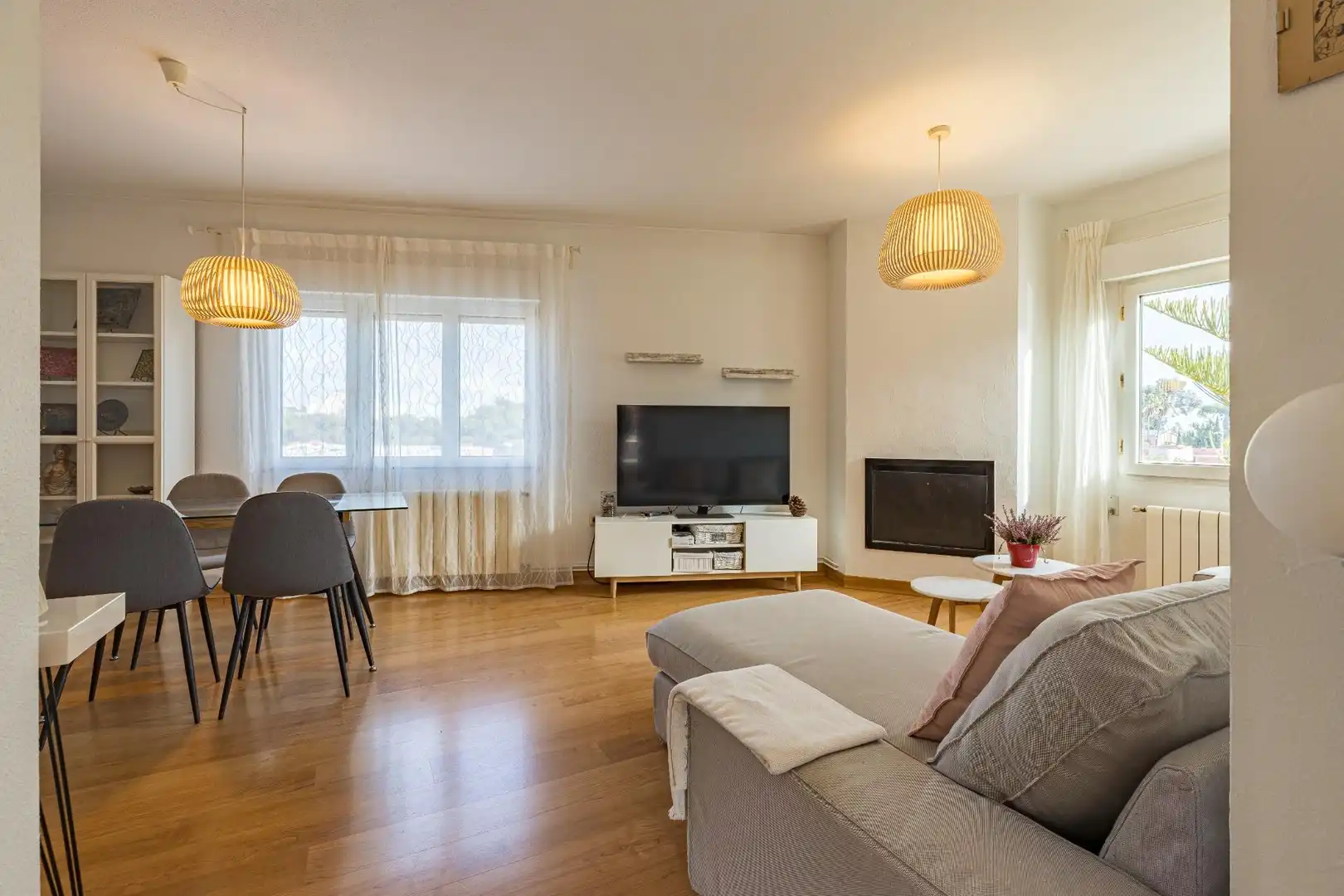 Living room of Flat for sale in Murcia  with Air Conditioner, Private garden and Furnished