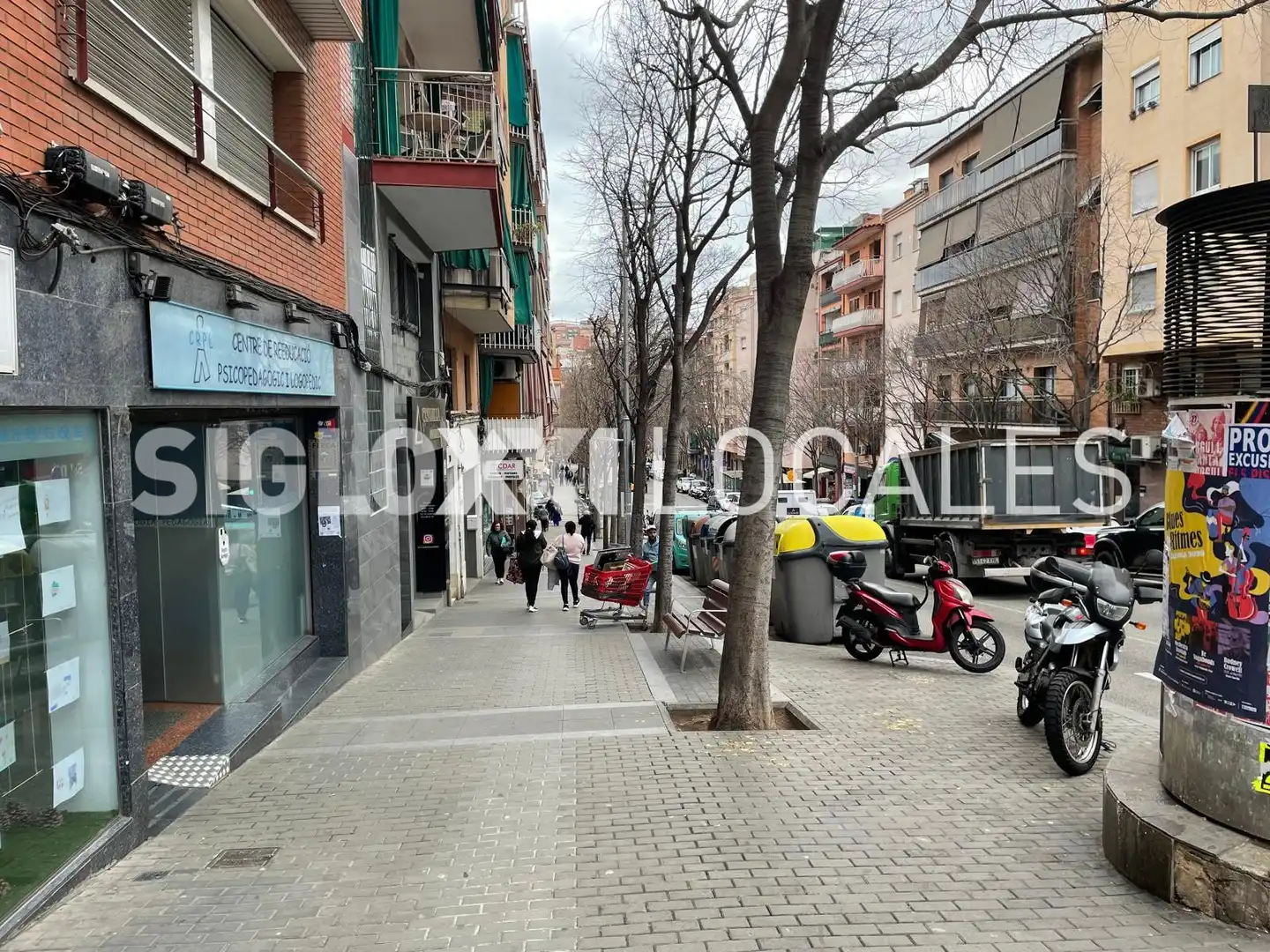 Exterior view of Premises for rent in Santa Coloma de Gramenet