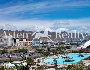 Exterior view of Building for sale in  Santa Cruz de Tenerife Capital