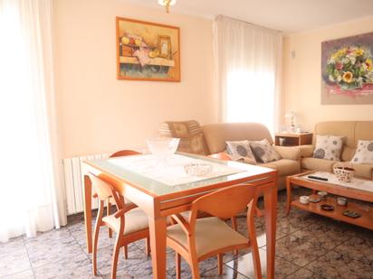 Living room of Flat for sale in Terrassa  with Air Conditioner, Heating and Oven