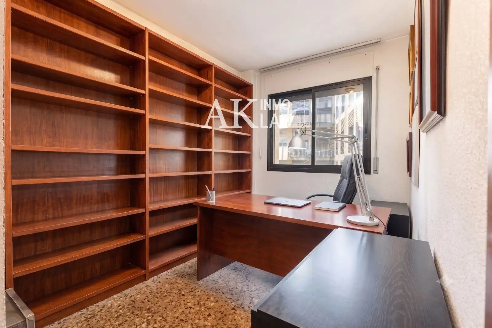 Flat for sale in Barcelona  with Air Conditioner, Heating and Terrace