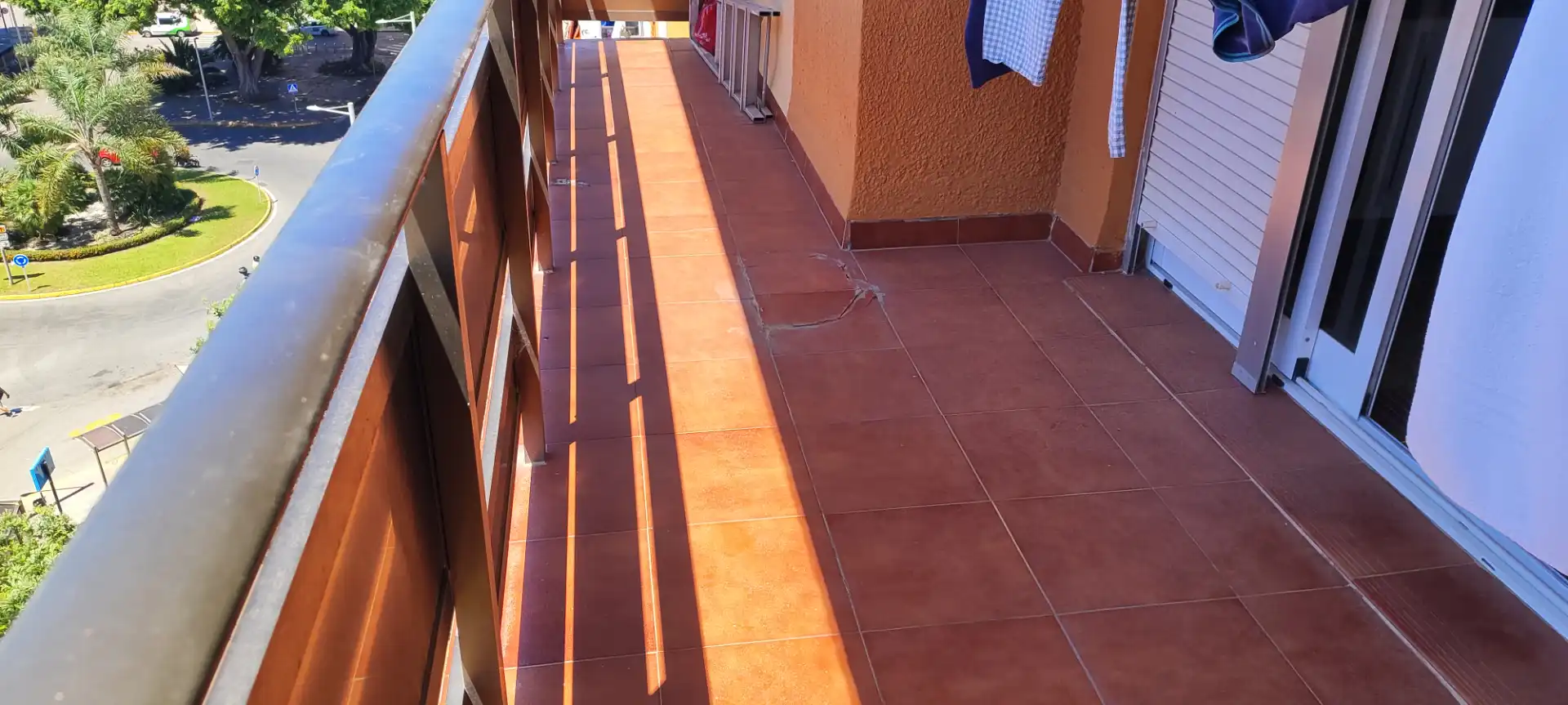Balcony of Flat for sale in Algeciras  with Heating, Terrace and Furnished