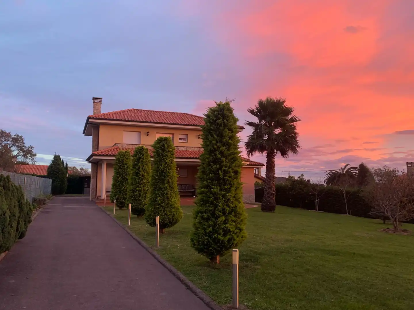Exterior view of Houses for sale in Villaviciosa  with Heating, Private garden and Parquet flooring