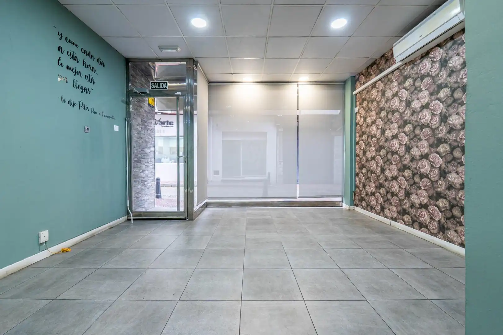 Local en venta en Armilla con Aire acondicionado