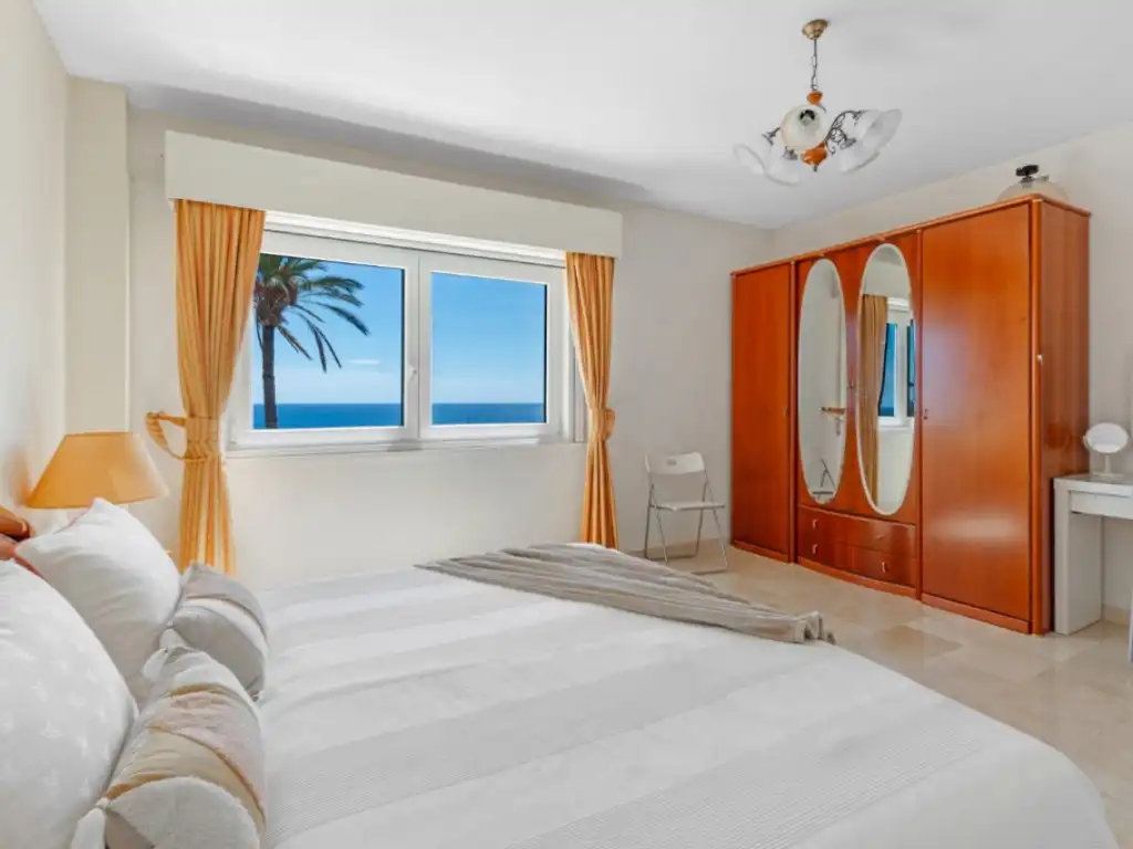 Houses for sale in Avenida Europa, Poble Nou - Montiboli