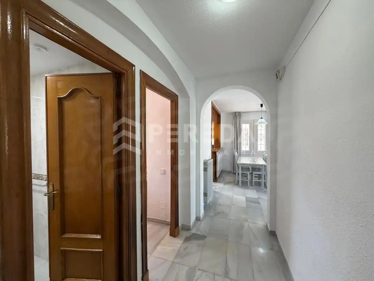Planta baja en venta en Roquetas de Mar con Aire acondicionado, Terraza y Amueblado
