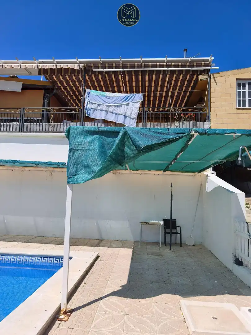Vista exterior de Casa o chalet en venta en Jaén con Calefacción, Terraza y Trastero