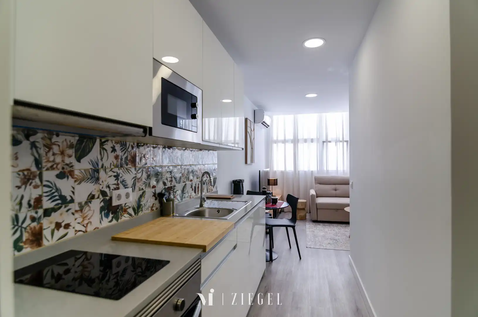 Kitchen of Flat for rent in Las Palmas de Gran Canaria  with Air Conditioner and Furnished